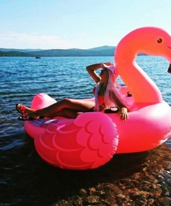 💋
Я креативная и нежная, с опытом, чтобы удовлетворить каждое твое желание. Мои услуги разнообразны и уникальны, я могу быть как нежной кошечкой, так и страстной львицей в постели. 🐱🔥
Мы можем создать магию нашего сексуального момента, и я уверена, что останешься доволен. У меня есть отличные отзывы, которые говорят обо мне лучше, чем тысяча слов. 💯
Мои фото настоящие и 100% соответствуют действительности, так что ты точно получишь то, что видишь на них. Живу я в Москве, где ты сможешь приехать ко мне или я к тебе. 🏙️
Не упускай возможность исполнить свои самые смелые фантазии со мной. Свяжись со мной и мы сделаем нашу встречу незабываемой. Жду тебя, мой мужчина. 💕 Паша